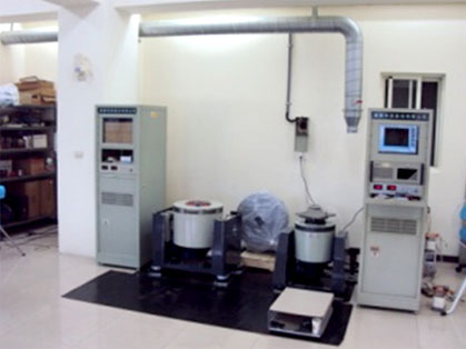 Electrondynamic Type Vibration Tester